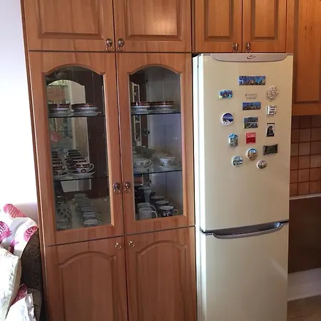 Villa's Apt شقة فلورا