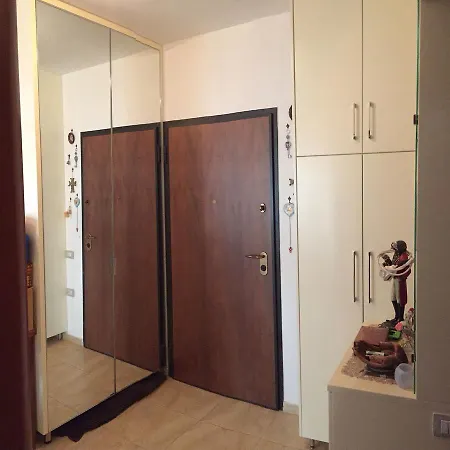 شقة Villa's Apt فلورا