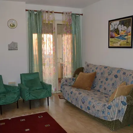 Villa's Apt شقة