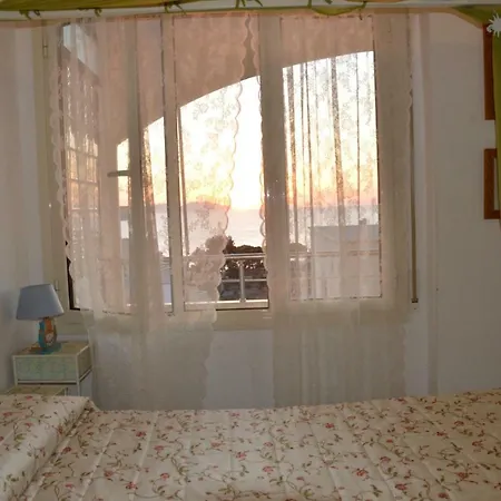 Villa's Apt شقة *